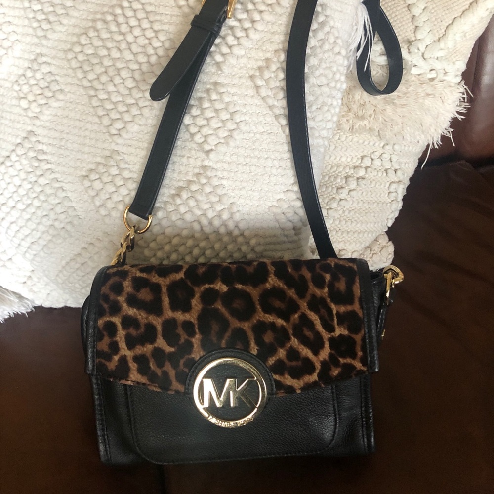 Michael Kors leather/leopard crossbody